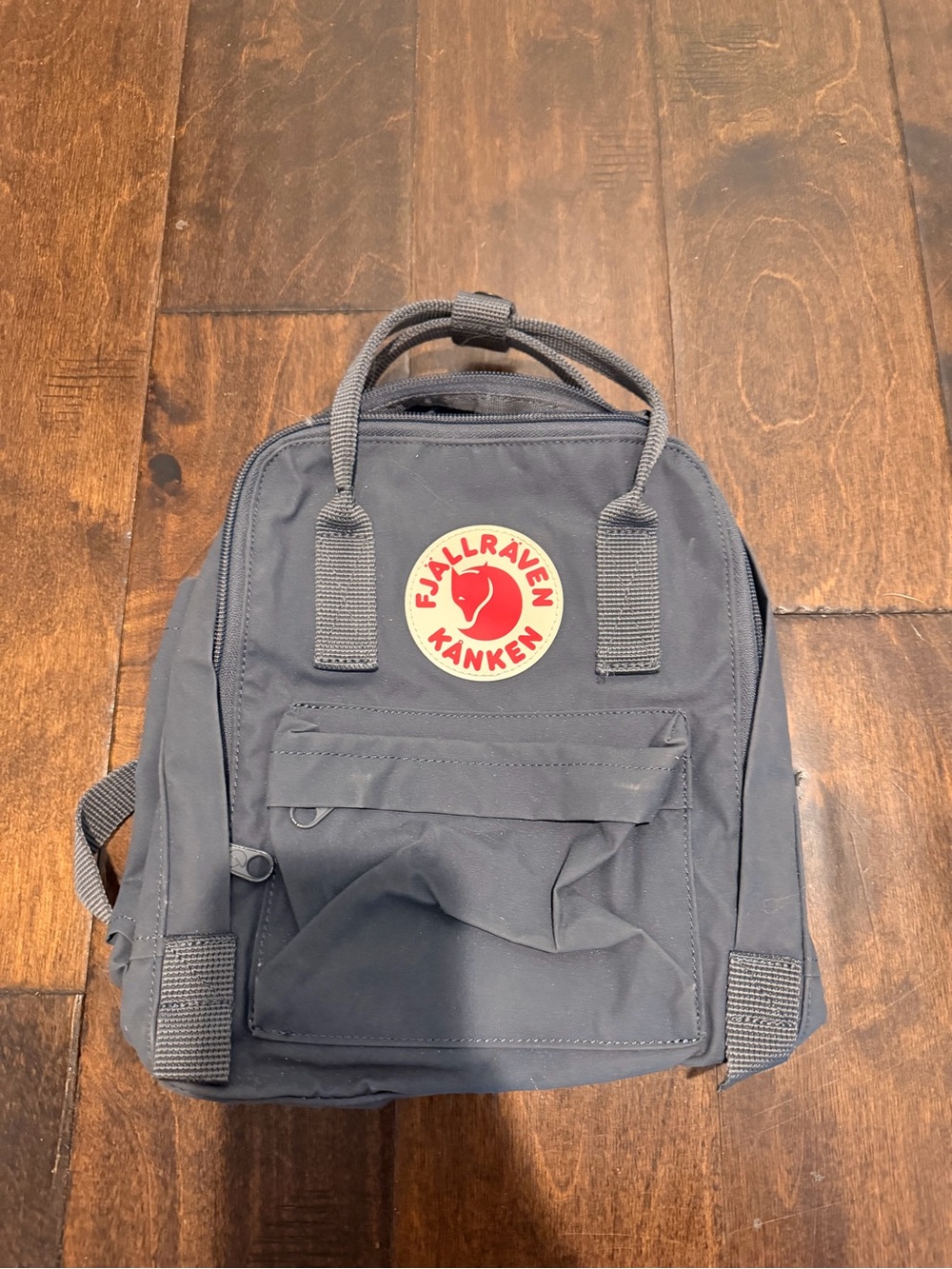 Fjallraven Kånken Mini Backpack - Navy with Red Logo 7L